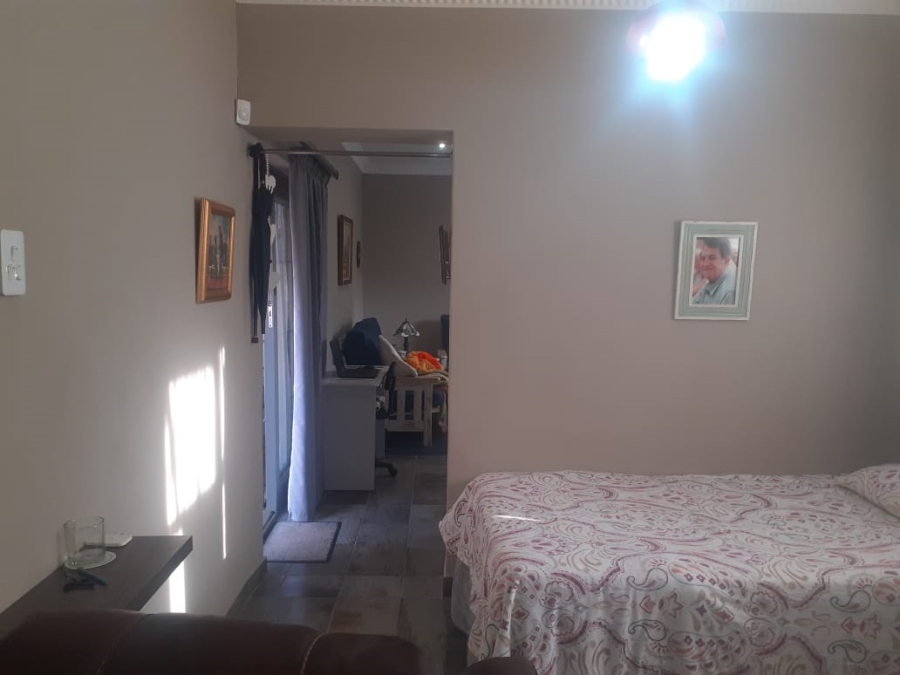 To Let 1 Bedroom Property for Rent in Noorsekloof Eastern Cape